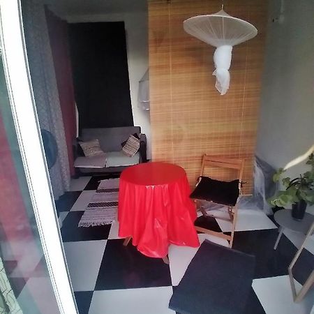 Chambre Avec Cuisine Et Sdb Semi-Privatives Separees Dans Un Ecrin De Verdure Les Abymes Buitenkant foto