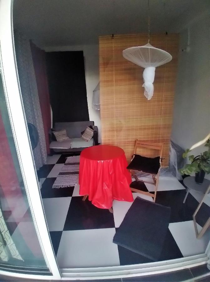 Chambre Avec Cuisine Et Sdb Semi-Privatives Separees Dans Un Ecrin De Verdure Les Abymes Buitenkant foto